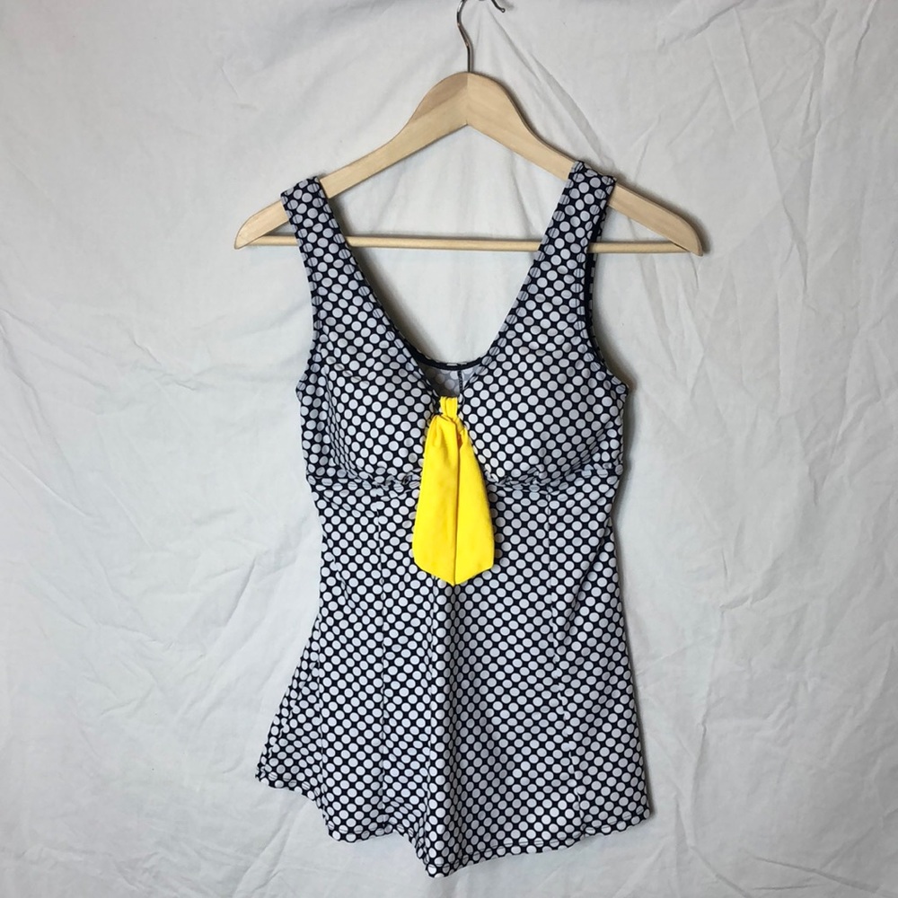 Venus One Piece Swimsuit (1)